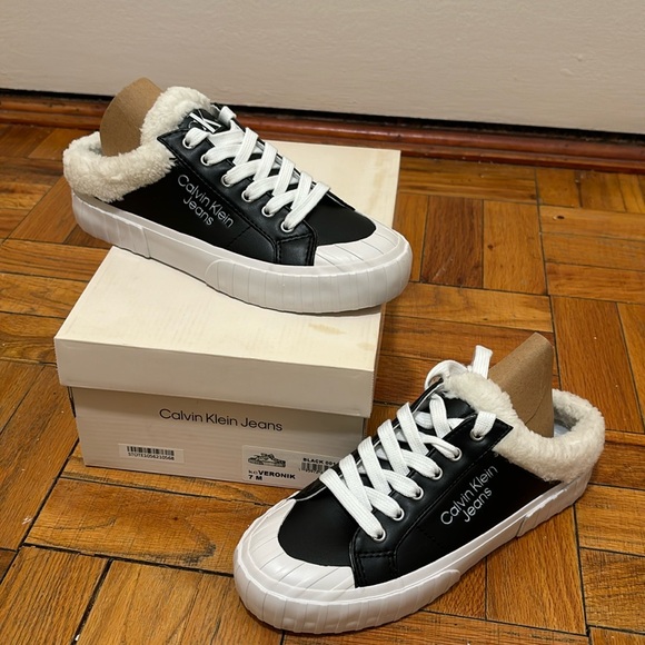Calvin Klein Shoes - ❤️❤️❤️❤️ Brand New ❤️❤️❤️❤️